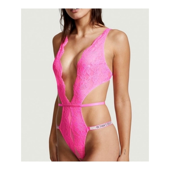 NWOTVictoriaSecretCrotchlessShineTeddySmallPink